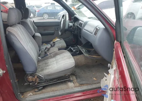 1998 Toyota Tacoma из США, поврежденный, VIN 4TAVL52NXWZ001532